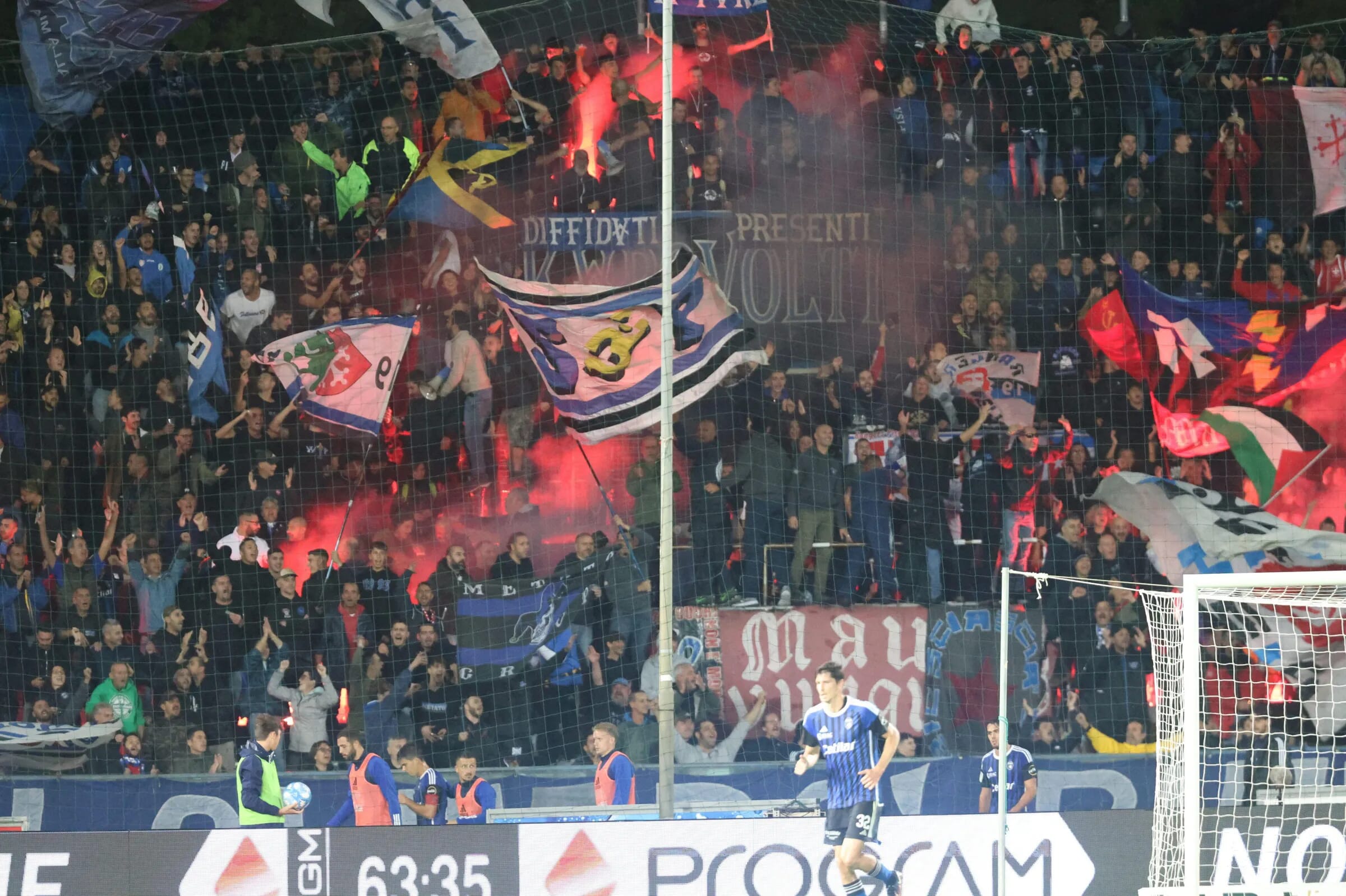 ورزشگاه بازی