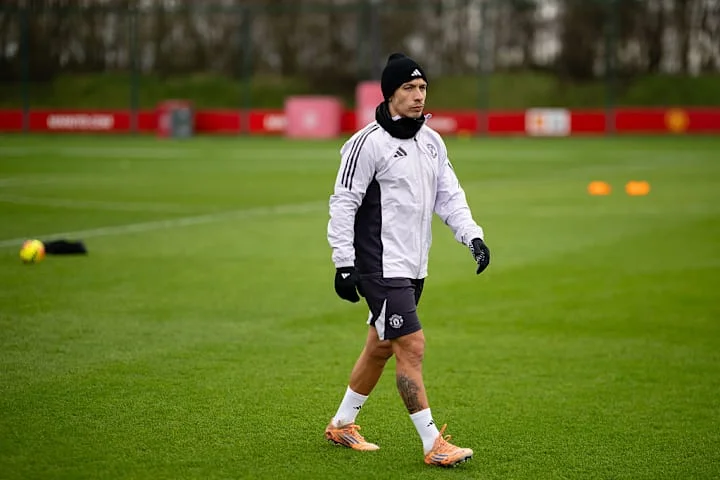 لیساندرو مارتینز همچنان غایب شیاطین سرخ